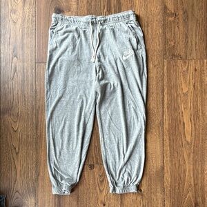 Nike Heather Gray Crop Jogger Pants